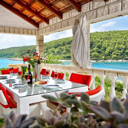 Waterfront Villa With Pool Vela Luka Exterior foto
